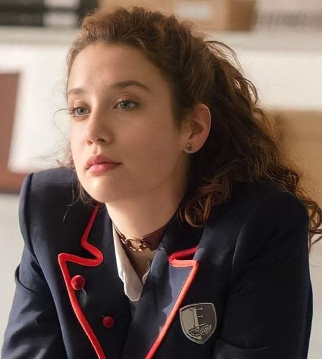 maria pedraza rare pic